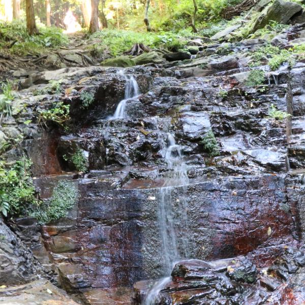 『宝篋山の滝』の画像