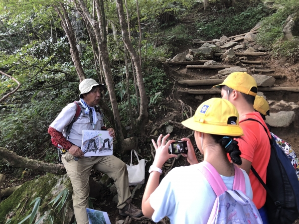 『2022-9-29-小学生が筑波山地域ジオパークの筑波・鶏足山塊ゾーン（筑波山エリア）に学びにきてくれました！3』の画像