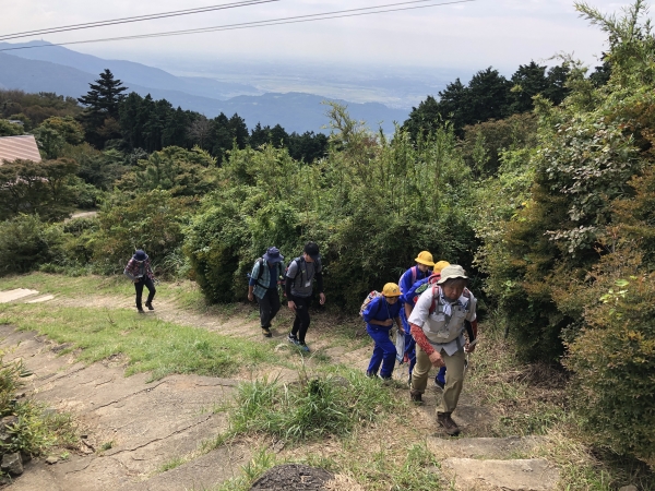 『2022-9-29-小学生が筑波山地域ジオパークの筑波・鶏足山塊ゾーン（筑波山エリア）に学びにきてくれました！8』の画像