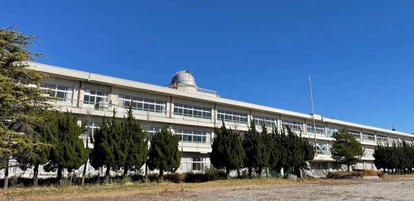 『旧筑波東中学校校舎』の画像